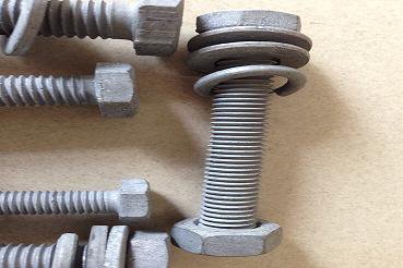 ����\��˨